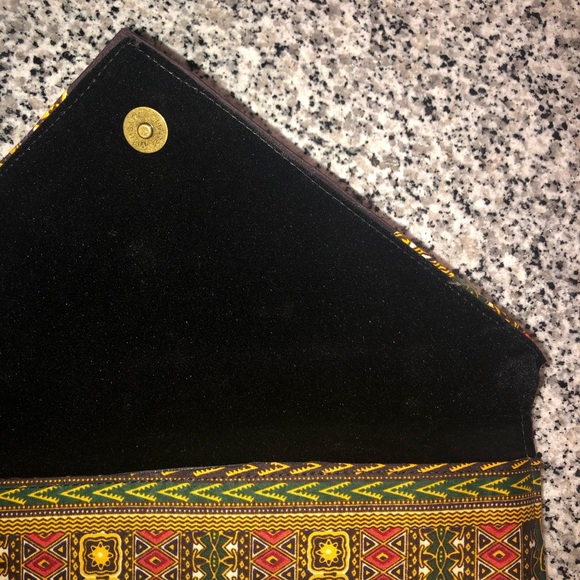Handmade Ankara Clutch - Picture 5 of 5